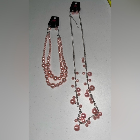 NWT Paparazzi Bundle of 4 Elegant Pink Beaded Necklace & Earring Set - Picture 2 of 4